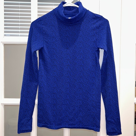 Athleta Tops - Athleta Turtle Neck Shirt, Size XS